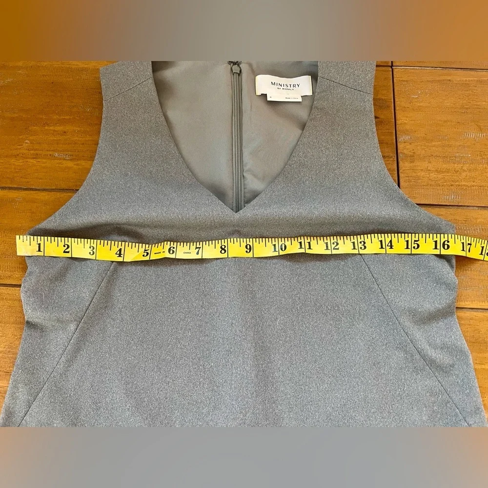 Ministry of Supply Kinetic Sleeveless Shift Dress Gray Knee Length - Picture 11 of 12